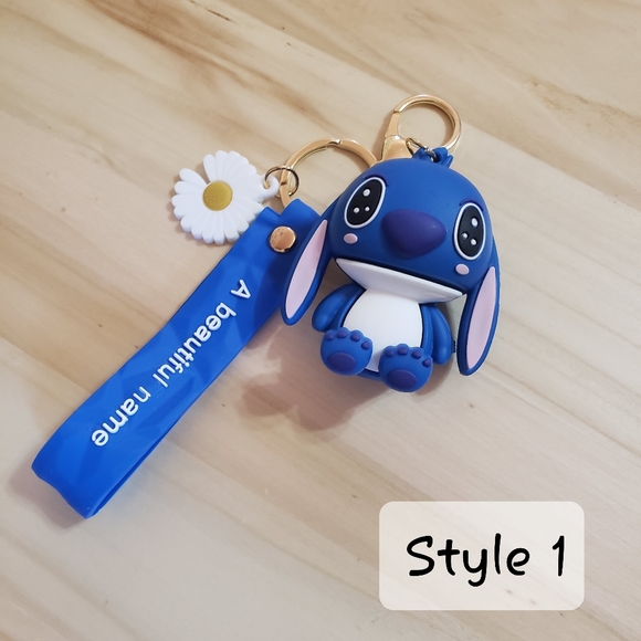 Lilo and Stich Fashion Big 3D Keychains 2 Styles To Choose From - Picture 2 of 3